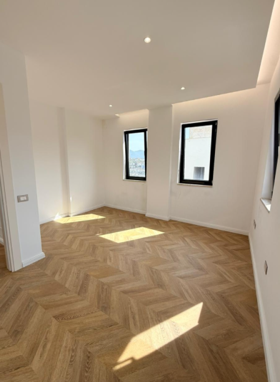 🏡 Vilë Luksoze me Pishinë për Shitje – Mjull Bathore, pranë Tirana East Gate