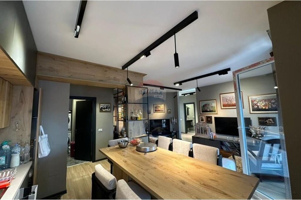 Shitet Apartament në Kompleksin Fiori di Bosco!