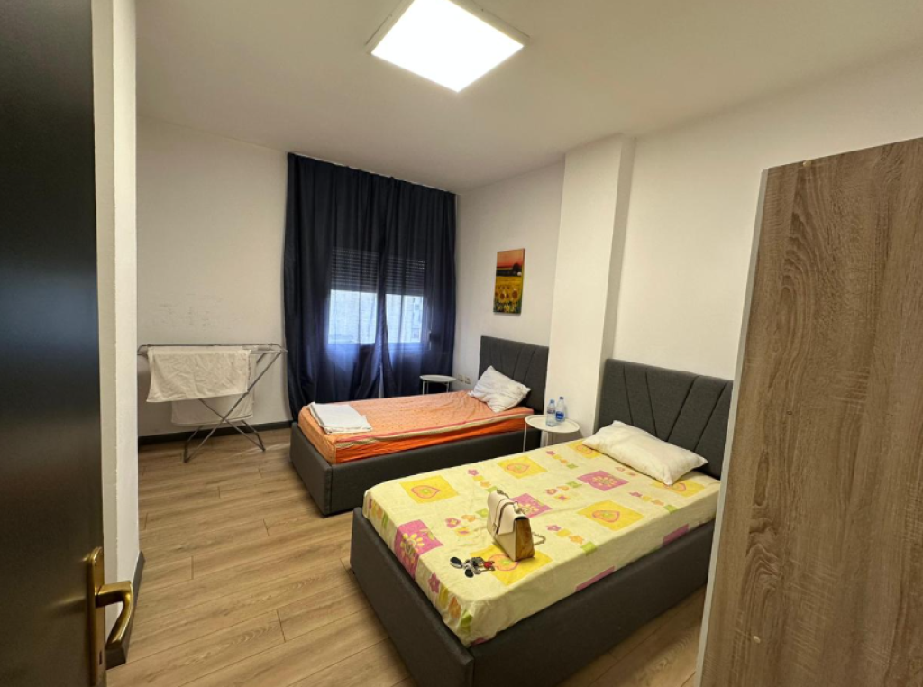🏡 Apartament 2+1 për Shitje – Kristal Center