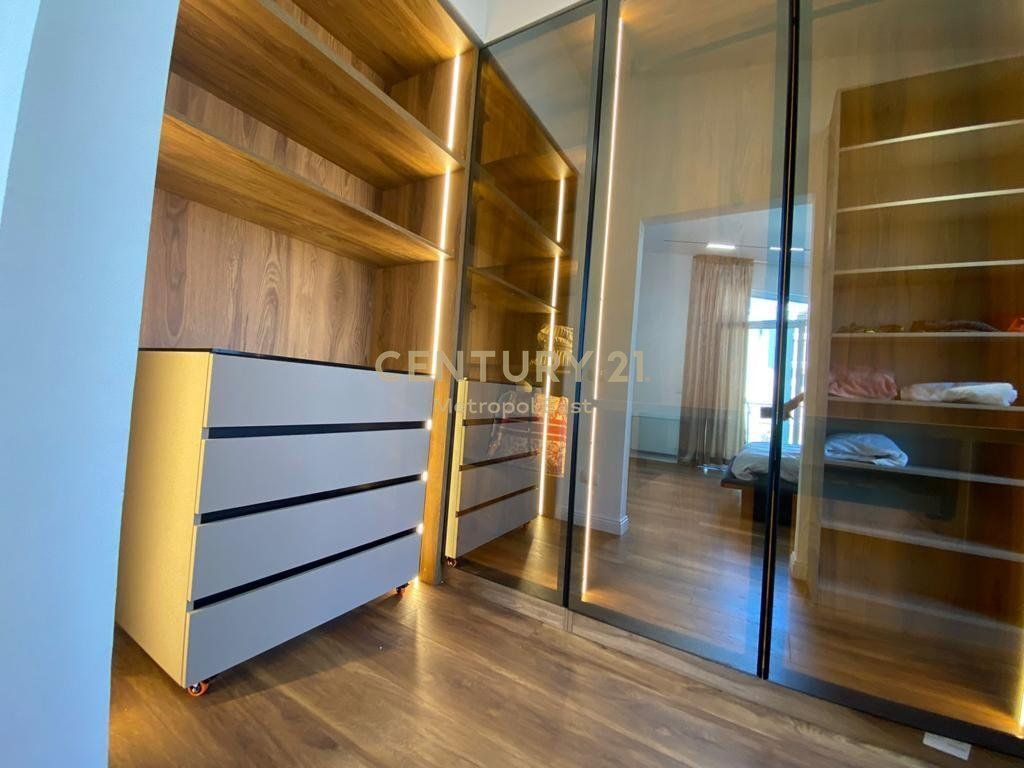 LUXURY VILLA FOR RENT WITH SWIMMING POOL, IN A RESIDENTIAL AREA NEAR TEG 5,000 € /Month Total Area  500m2