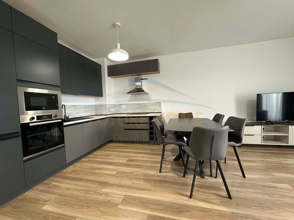 Qera, Apartament 2+1+2 + Post Parkimi, Unaza e Re