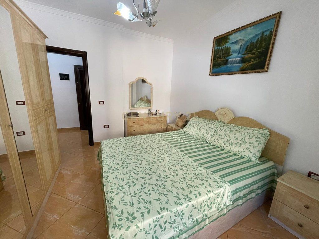 SHITET APARTAMENT 1+1 PRANE KLAJDI RESORT, GOLEM!