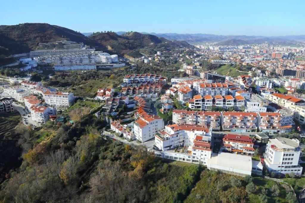 Tripleks - Për Shitje - Kodra e Diellit, Tiranë(ID: 530581010-78)