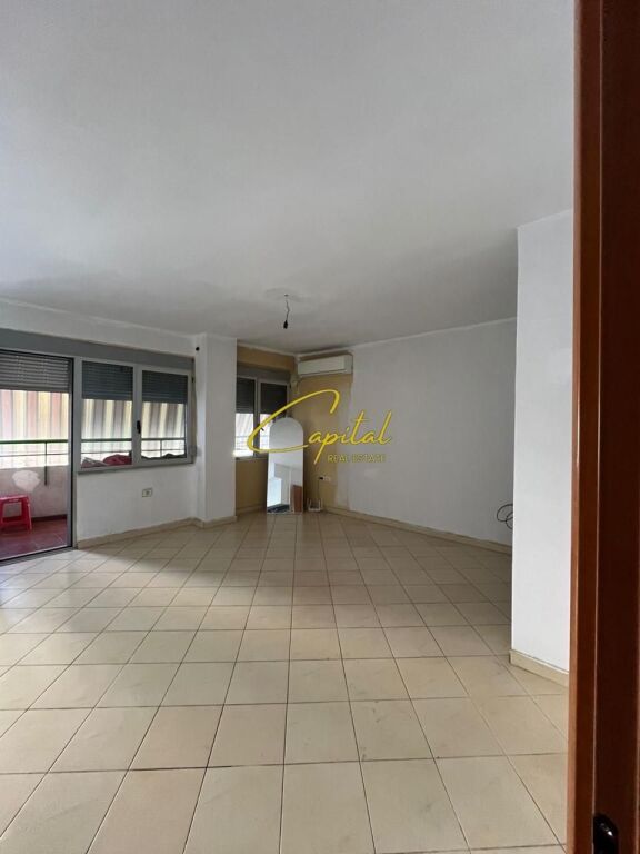 IN VENDITA APPARTAMENTO 2+1 VIA DIBRA 33.000.000 LEKE