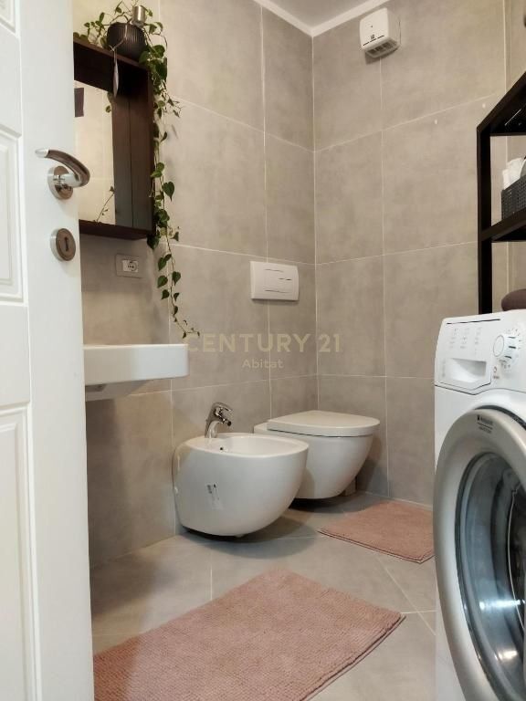 1+1 APARTMENT FOR RENT NEAR THE ELECTRIC MARKET