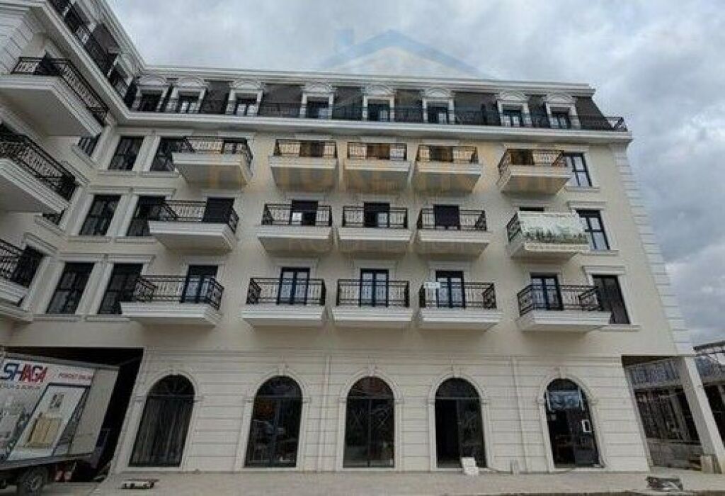 Shitet, Apartament 1+1, Sauk prane Portes se Re.