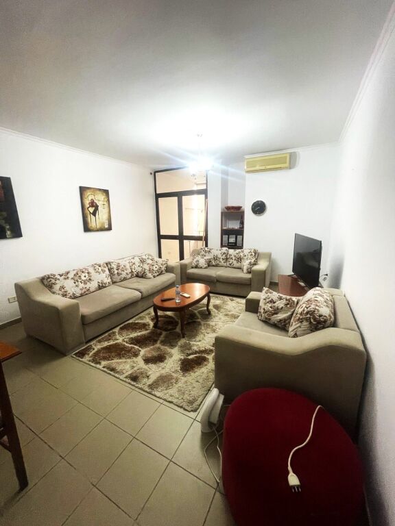 Appartamento 2+1 in affitto – Brryl, Tirana