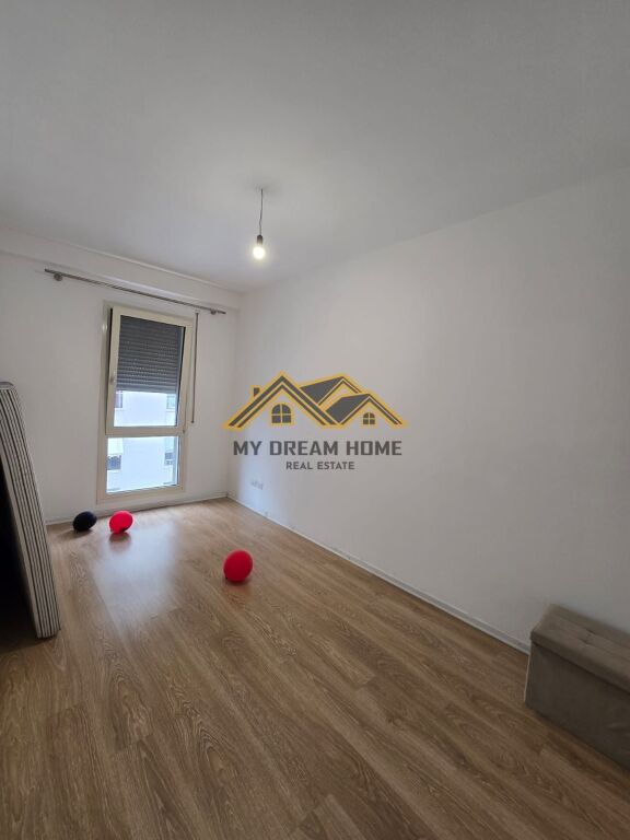 IN VENDITA APPARTAMENTO 3+1+2 + DEPOSITO A PORT VIEW DURRES