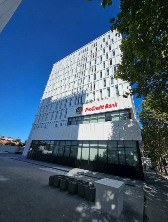 UFFICIO IN AFFITTO ZOGU I ZI