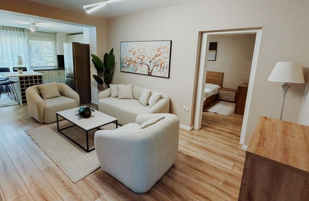 🏡 Apartament Ekskluziv 2+1 me Garderobë me Qira në Qendër (Myslym Shyri)