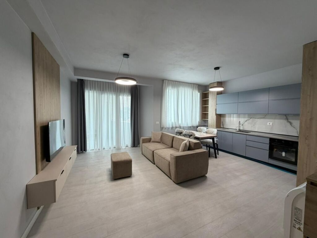 Apartament 2+1+Parking per qira tek River Residence ne Astir.