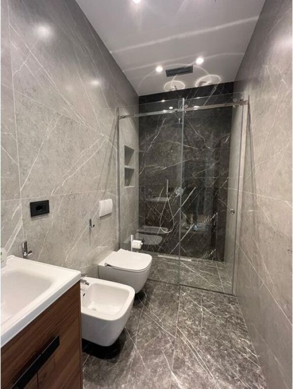 Appartamento di lusso 1+1 in affitto Complesso Delijorgji