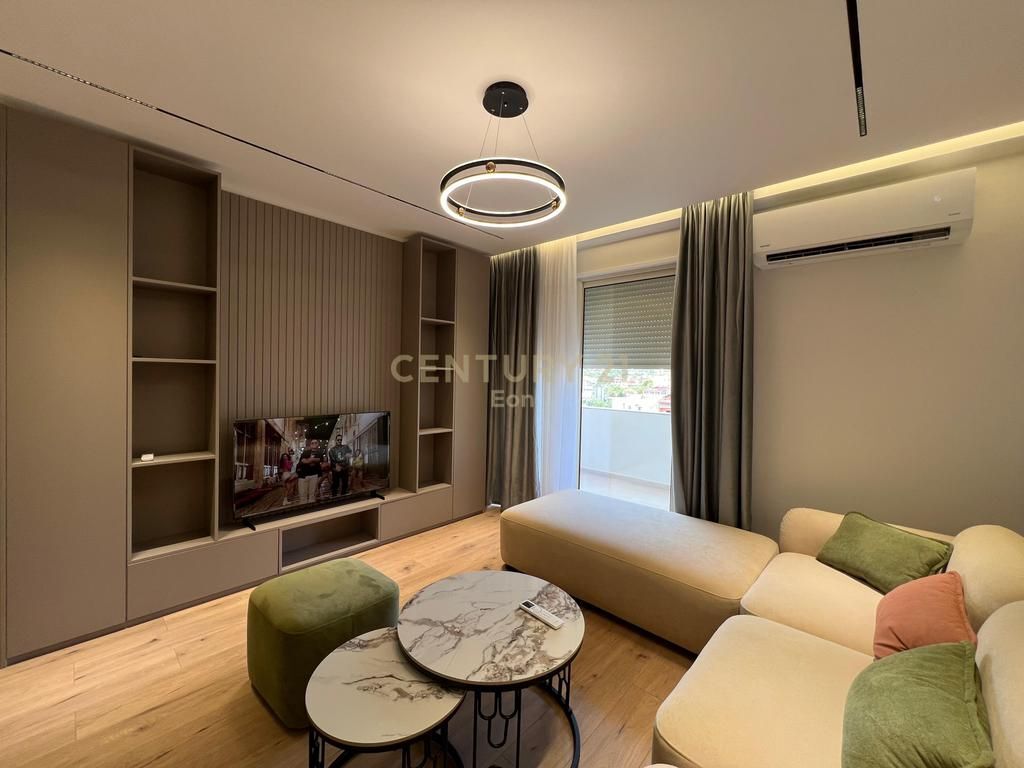 Qera, Apartament Luxury, 2+1+2, Spitalle, Durres !