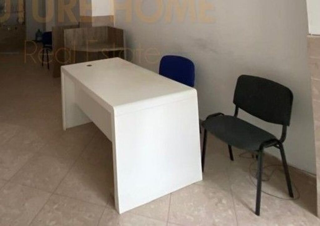 Affitto, Locale Commerciale, Ex Esposizione, Tirana