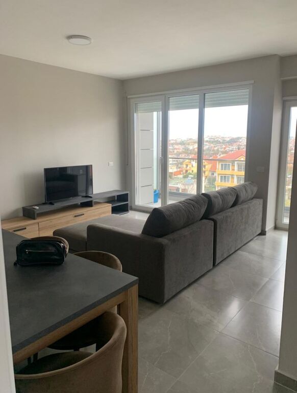 Affittasi 2+1+2 a Fiori Di Bosko 65.000 lek