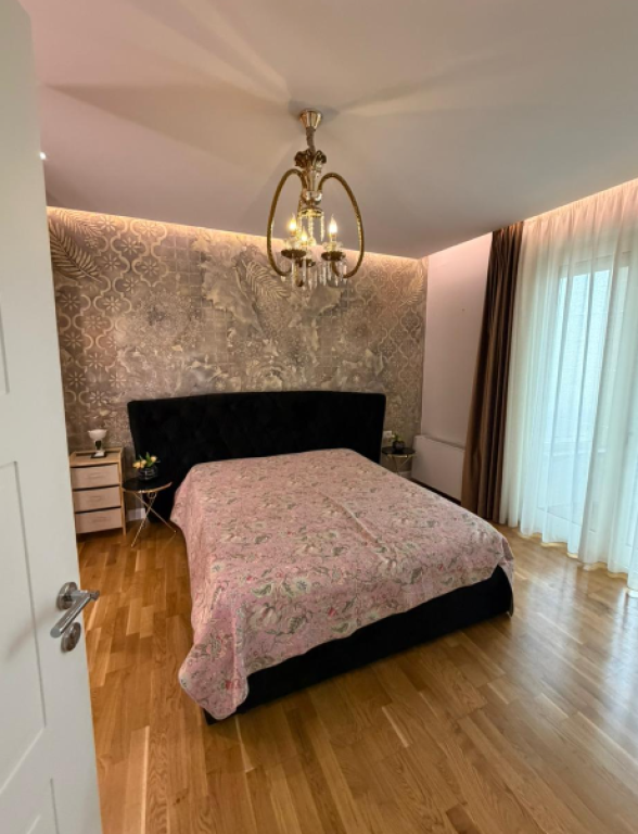 🏡 Apartament 3+1+2 për Shitje – pranë Stadiumit Air Albania