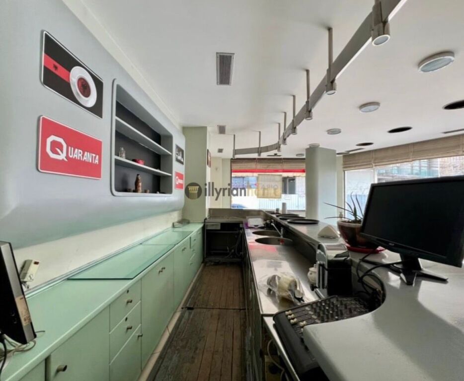 SUPER Ambient Biznesi me Qira, Sheshi Skenderbej.