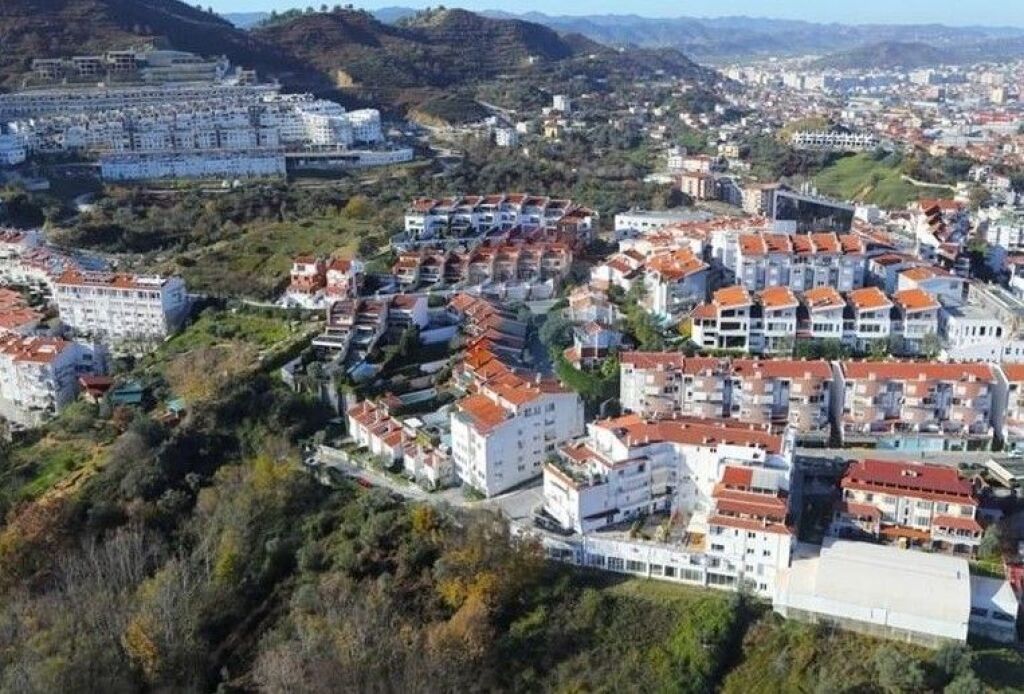 Tripleks - Për Shitje - Kodra e Diellit, Tiranë(ID: 530581010-79)