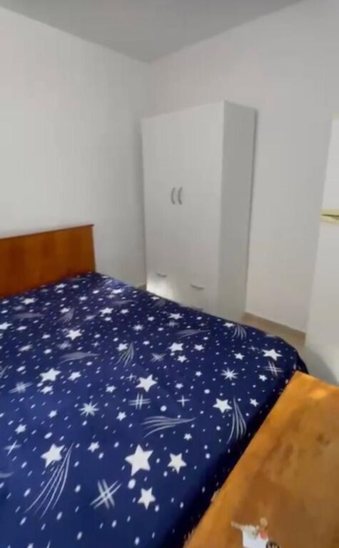 Garsoniere me qera - Vasil Shanto, prane shkolles Vasil Shanto