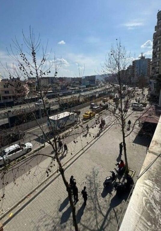 Qera, Ambient Komercial, Rruga Teodor Keko, Astir