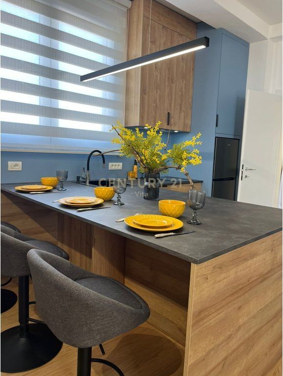 Studio me Pamje Deti në Plazh për Shitje! 85,000 €