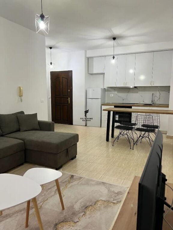 APARTAMENT ME QERA 2+1 KODRA E DIELLIT 55.000 LEKE FH-64657