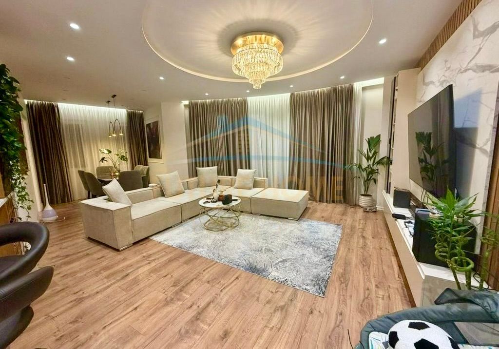 ☀️ Royal Space at the Dry Lake – 149 m^2 Net for Sale! 🌳