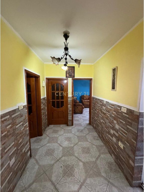 Apartament 2+1 Per Shitje Stadiumit, Durres !