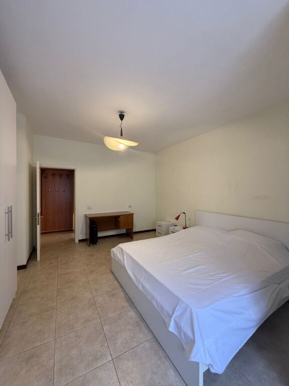 Apartment 2+1, Bllok!