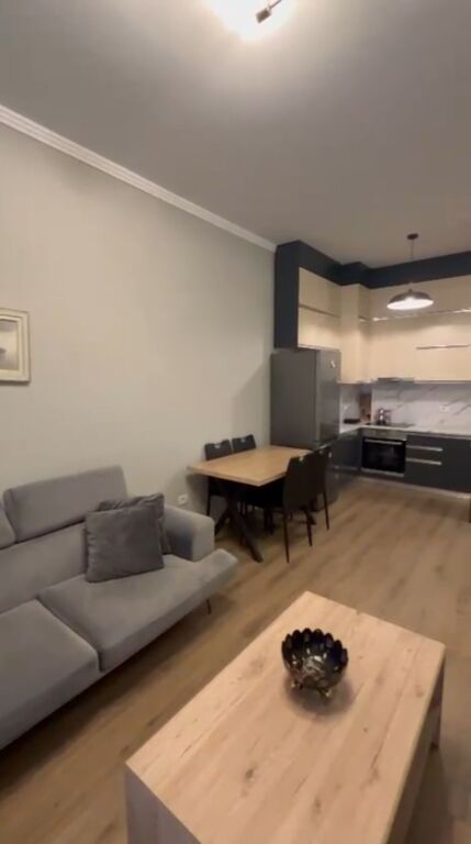 🏡 Apartament 1+1 me qira – Kompleksi Delijorgji