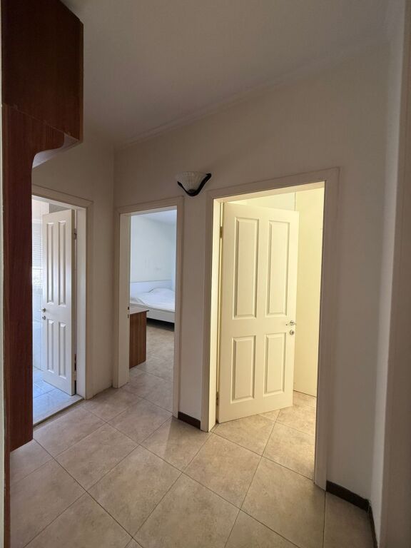 Apartment 2+1, Bllok!