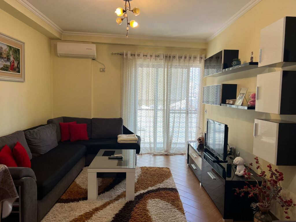 Apartment 1+1 for rent near Bajram Curri school