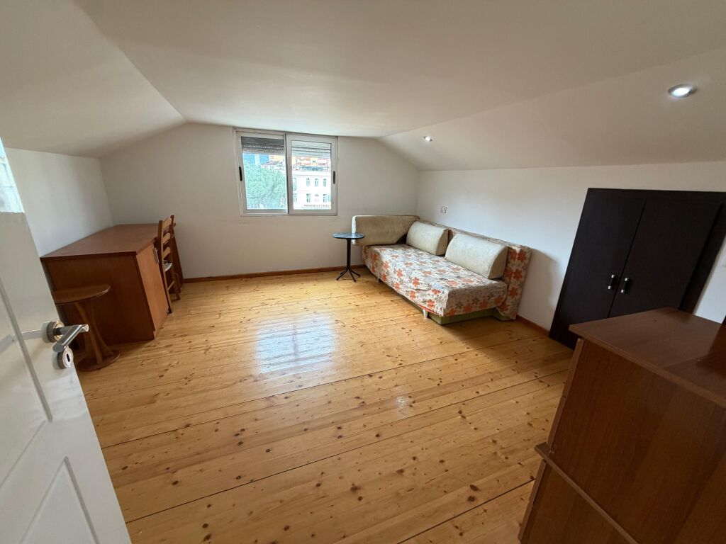 Shitet Dublex 2+1+2 Rruga e Dibres