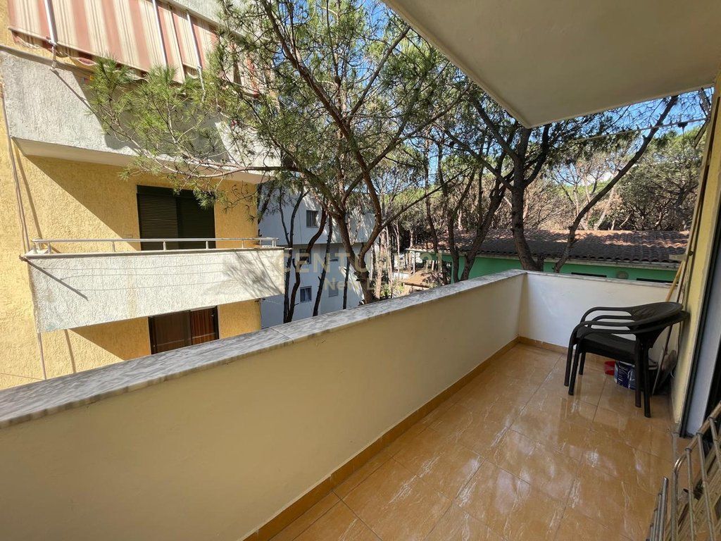 SHITET APARTAMENT 1+1 PRANE KLAJDI RESORT, GOLEM!