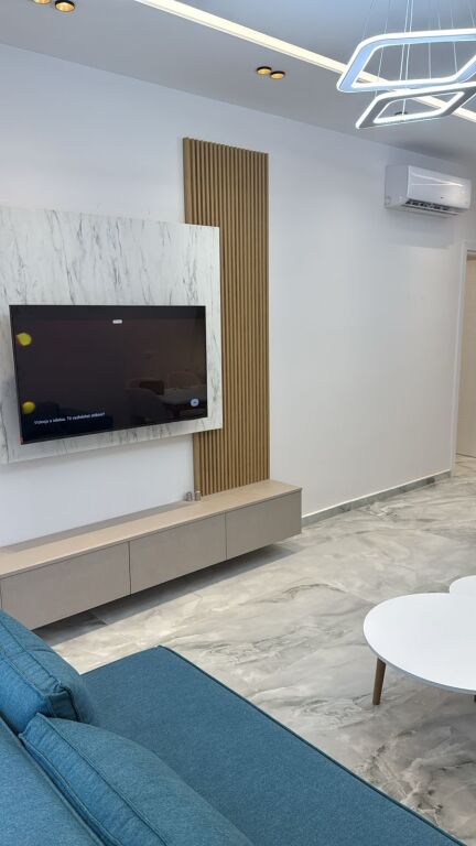 APARTAMENT NE SHITJE 2+1 TE MALI ROBIT GOLEM ME POST PARKIMI