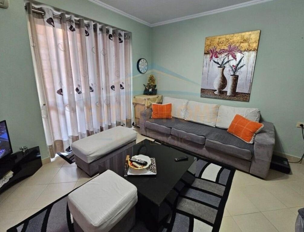 Rent, Apartment 2+1, Dinamo Stadium, Tirana.