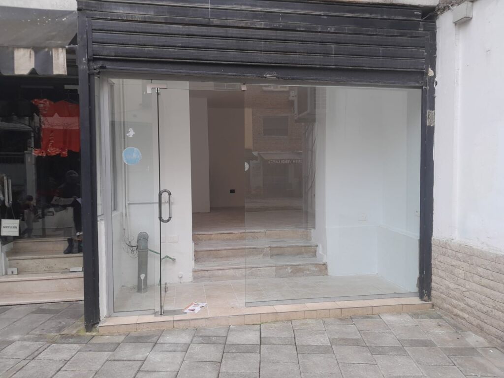 Business premises for rent