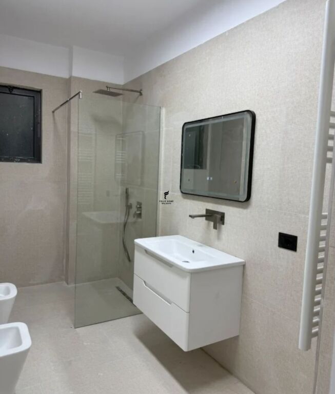 APARTAMENT ME QERA 2+1 KODRA E DIELLIT 75.000 LEKE FH-64738
