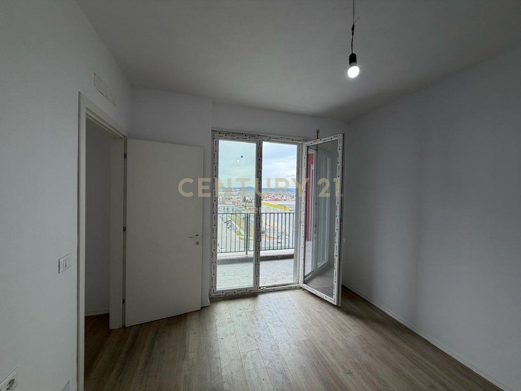 APARTAMENT 1+1 PËR SHITJE – Univers City, pranë QTU