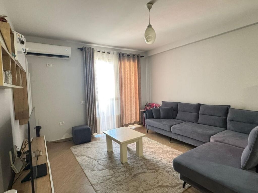 Vendesi appartamento 2+1 a Yzberisht