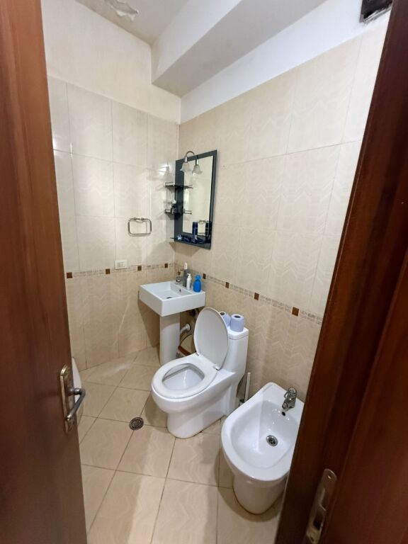 Appartamento 2+1+2 in vendita ad Astir di fronte a Villa L-2 (140.000 euro) 100 m2