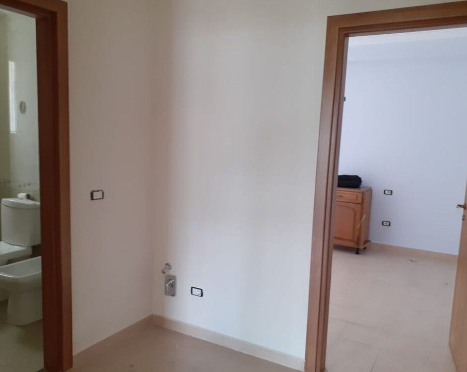 Shitet apartament 2+1+2tualete +1Ballkon , Babrru , Rr.Azem Galica