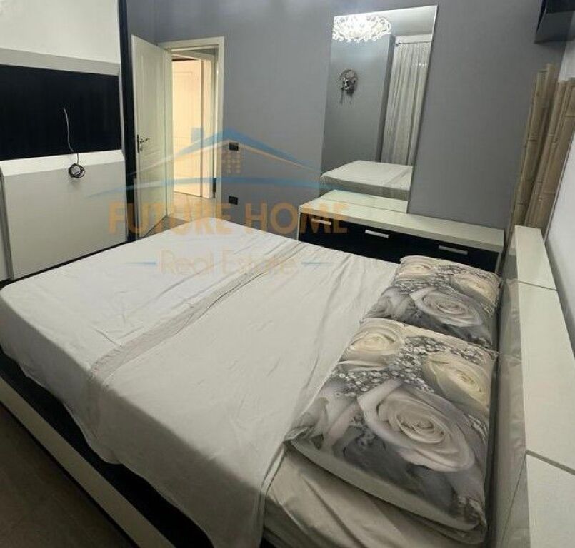 Affitto, Appartamento 2+1, Unaza e Re, Tirana.