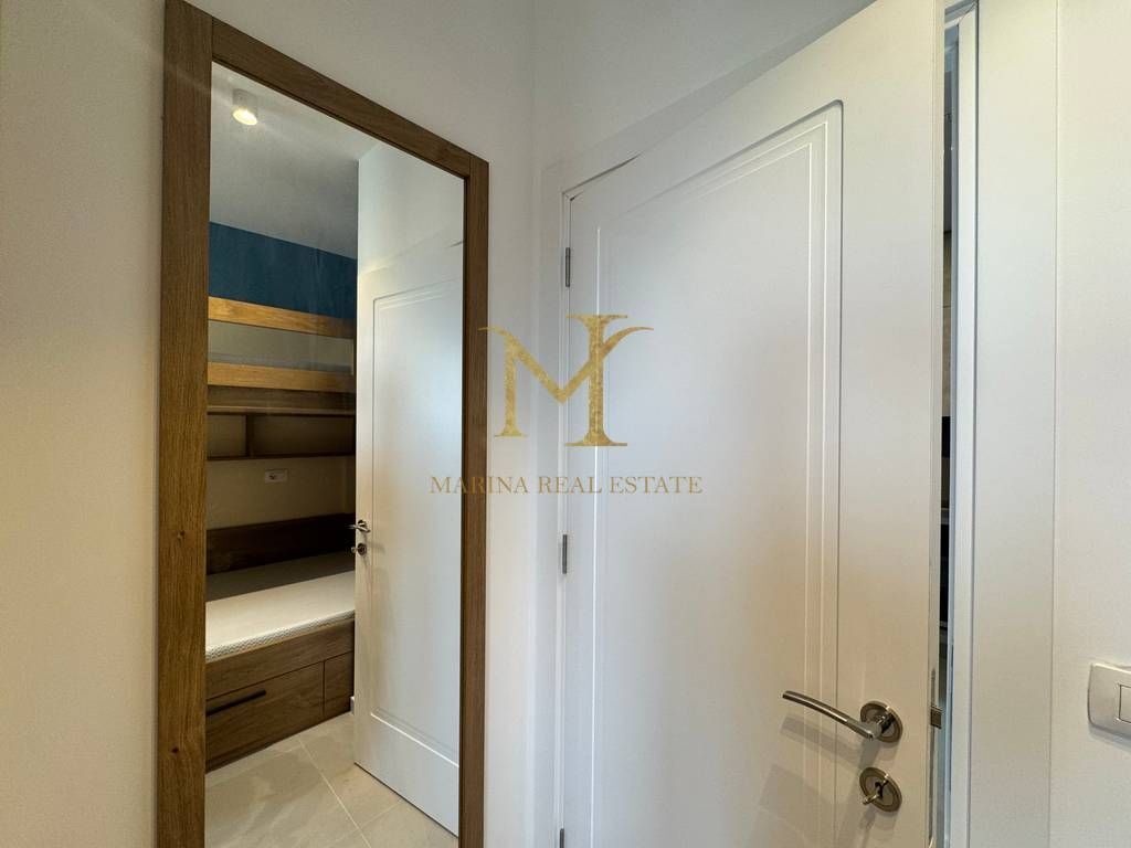 Apartament 2+1 më pamje deti për qira në Golem. Pallat dhe apartament i ri