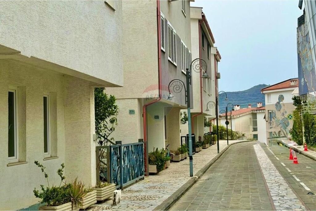 APARTAMENT 2+1 PËR SHITJE REZ.. KODRA 1