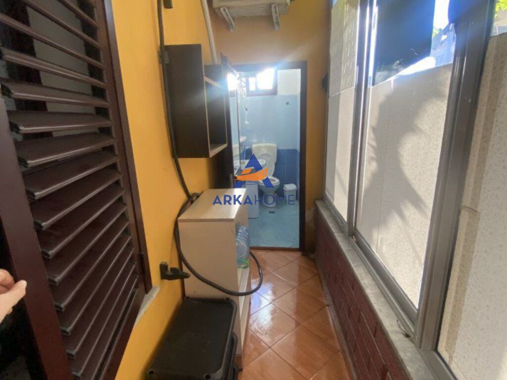 AFFITTASI APPARTAMENTO 1+1+BALCONE "LONI LIGORI ,ASTIR" 320 EURO