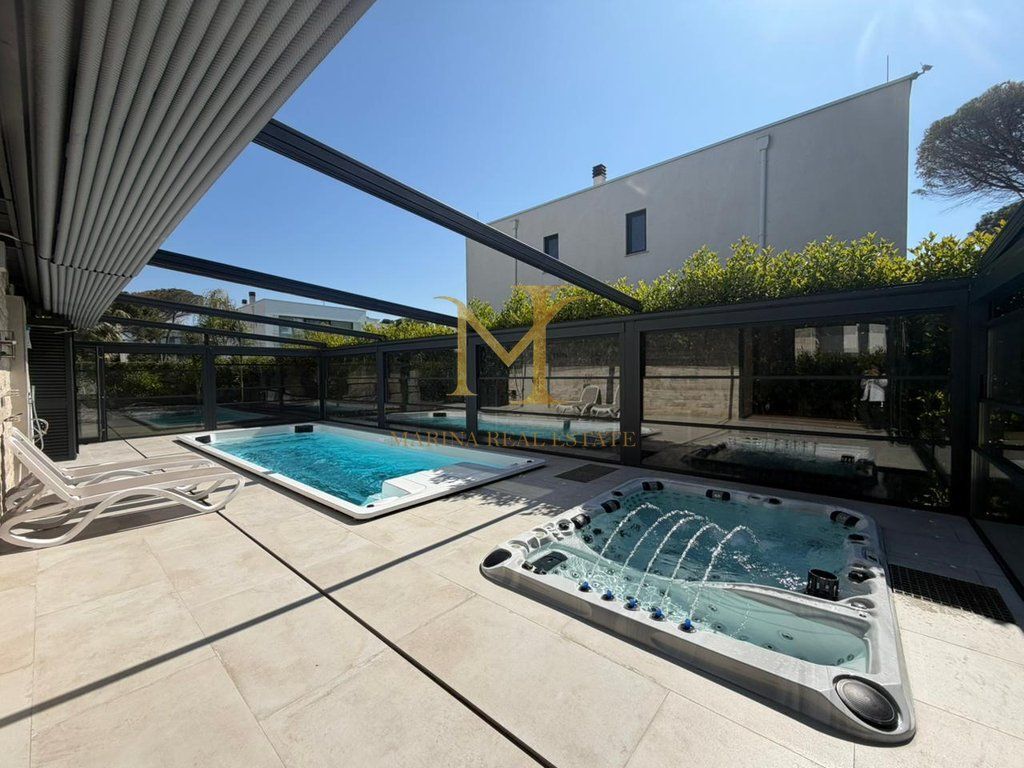 Shitet Vile Individuale në San Pietro Residence, Gjiri i Lalzit