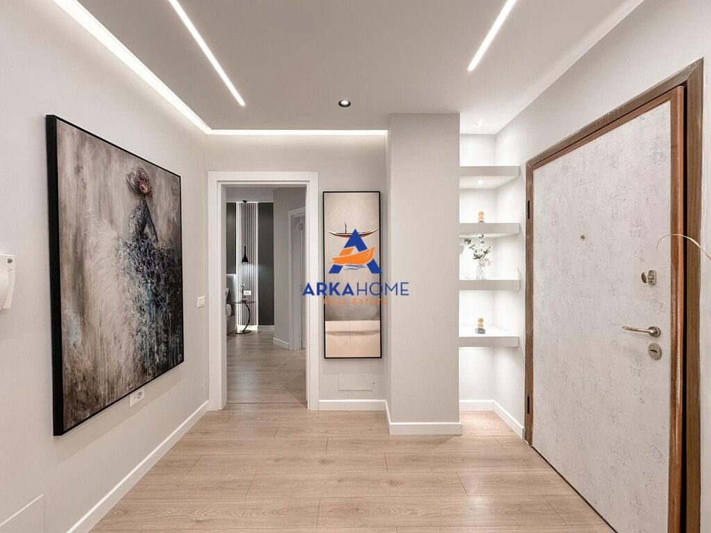 VENDESI APPARTAMENTO 2+1+BALCONE "TE ZOGU I ZI" 285.000 EURO