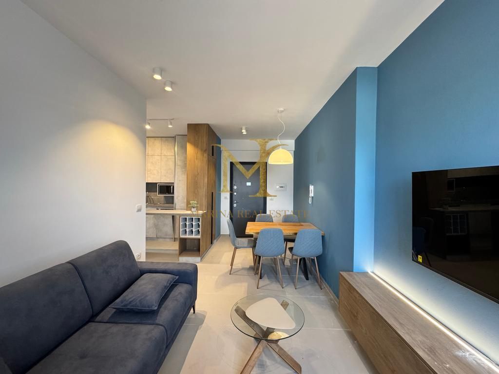 Apartament 2+1 më pamje deti për qira në Golem. Pallat dhe apartament i ri