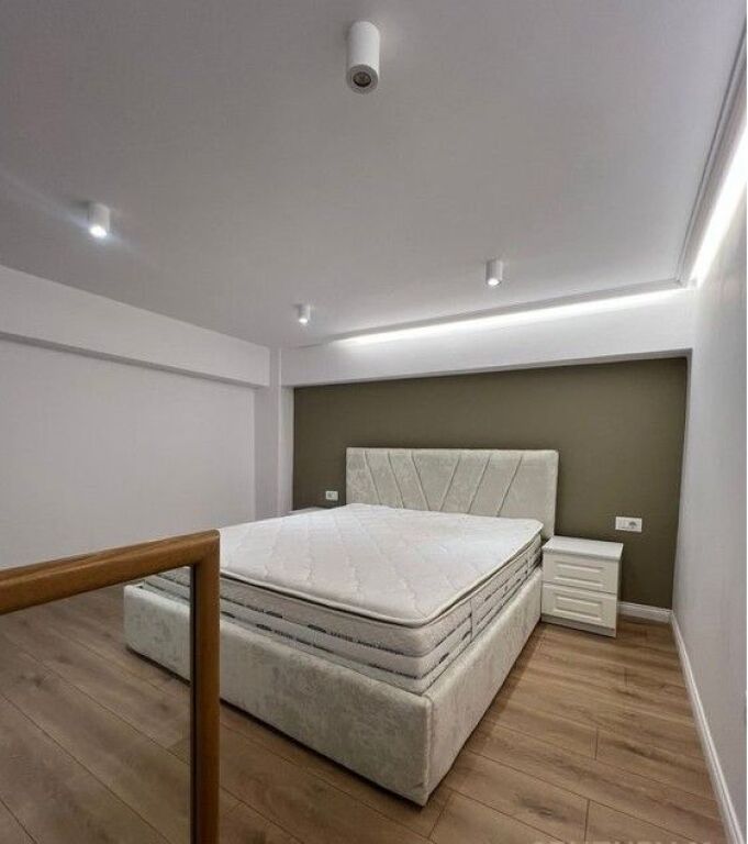 Dupleks me qira ne Astir